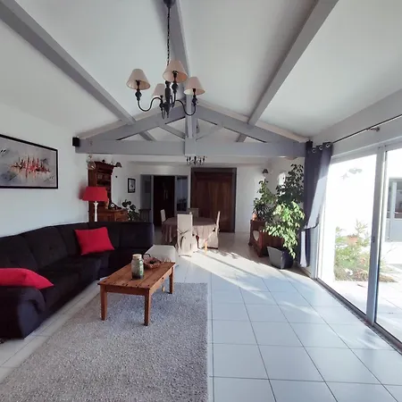 Maison De à 15 Minutes De La Rochelle *